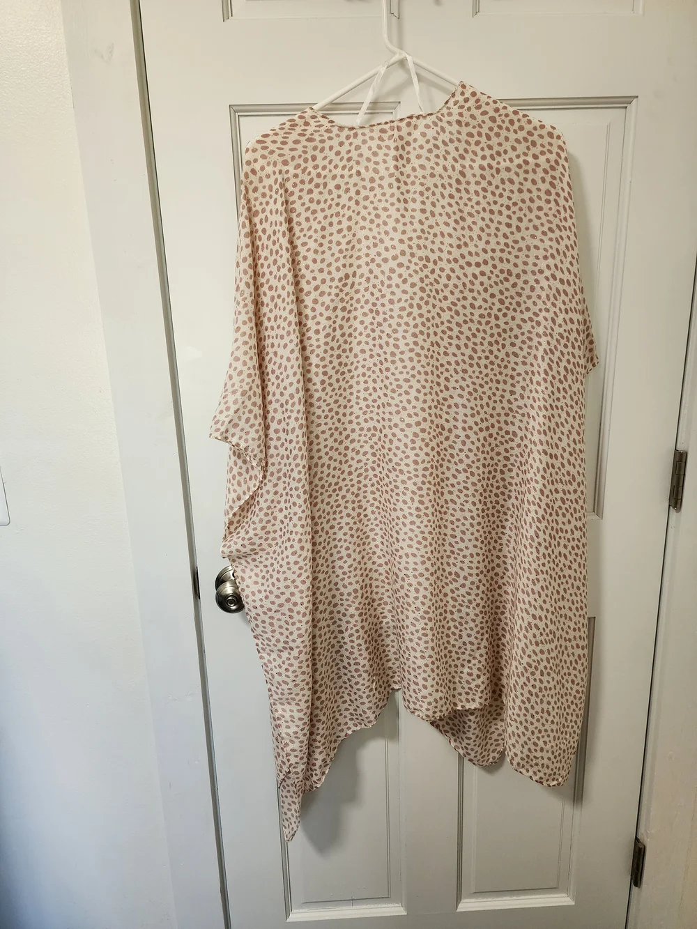 LC Lauren Conrad Cream and Blush Pink Polka Dot Kimono Wrap